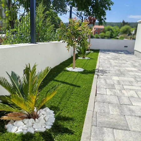 House Ivana With Jacuzzi Holiday home Krusevo (Zadar)
