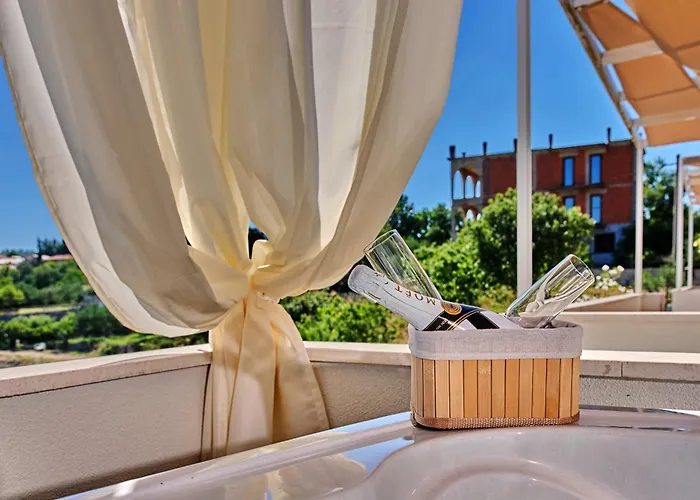 House Ivana With Jacuzzi 펜션 Kruševo