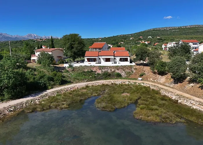 House Ivana With Jacuzzi Kruševo