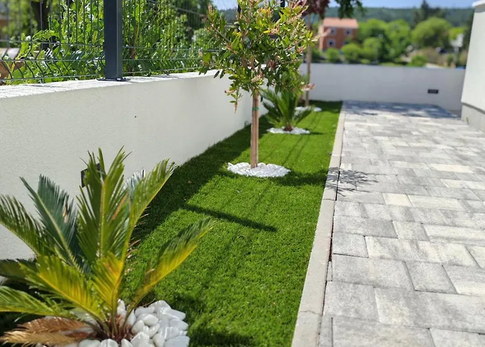 House Ivana With Jacuzzi 度假居 Kruševo